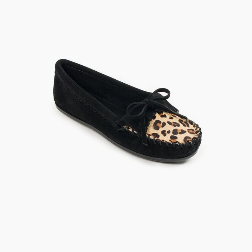 Minnetonka Leopard Kitty Moccasins NWOT